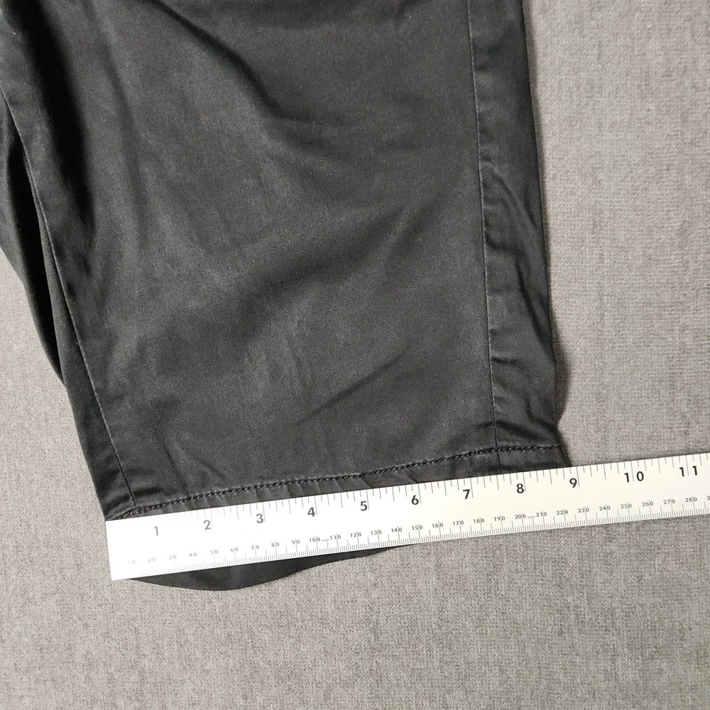 Banana Republic Shorts Womens Size 4 Tall Black‎ Bermuda